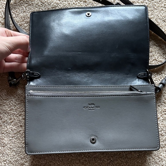 Coach Foldover Crossbody Clutch with Metal Tea Rose Tooling - Picture 4 of 13